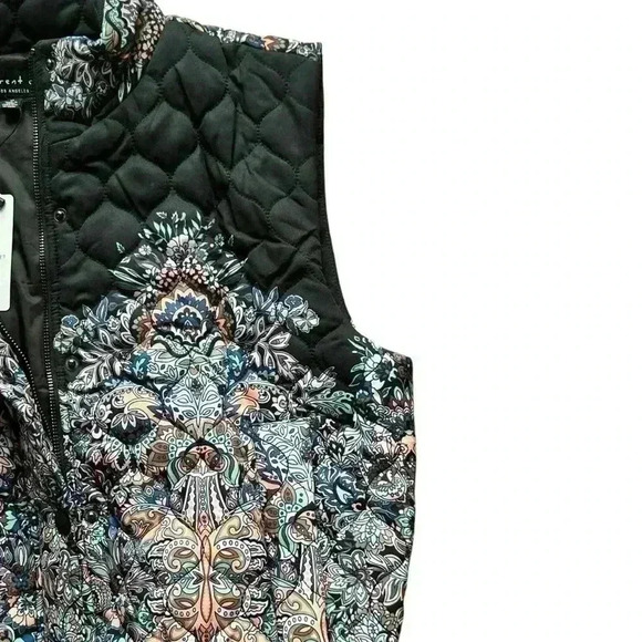 Current air crop diamond quilted puffer vest black/multi
multiple sizes - Picture 7 of 7